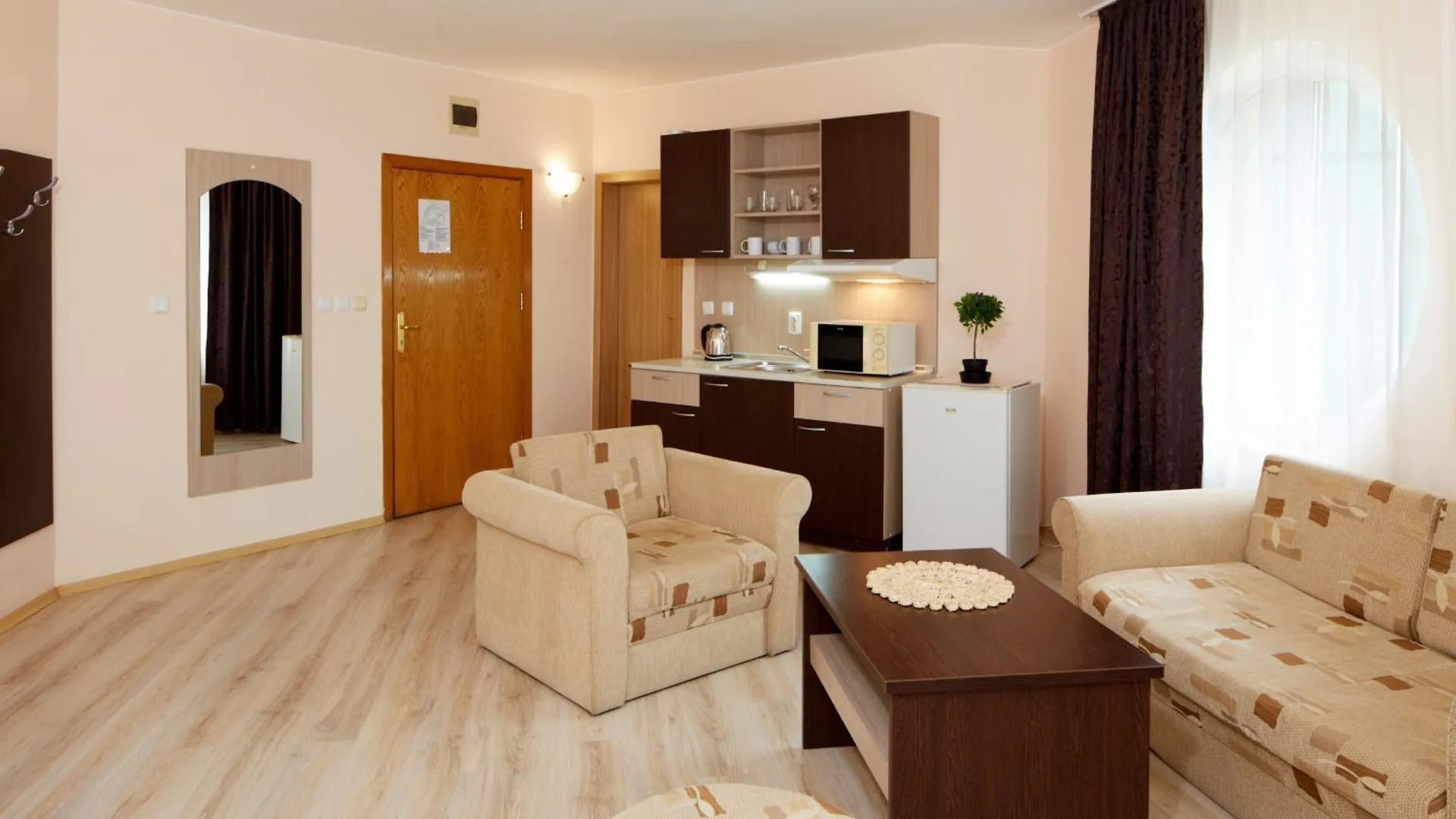 Apartmanhotel Apart Hotel Vechna R Napospart